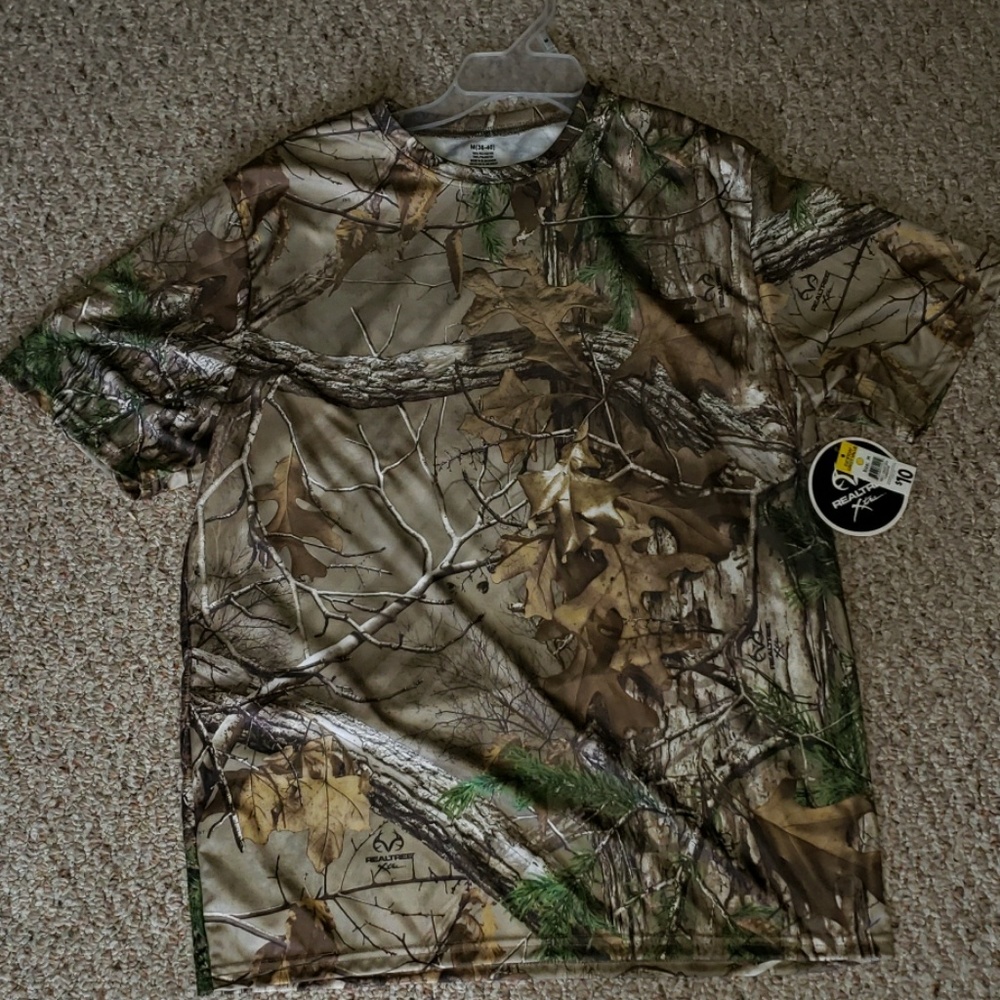 Real tree t shirt